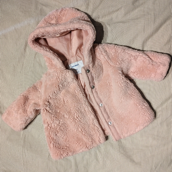 *4/$20* Baby Girl Fuzzy Pink Jacket - Picture 1 of 2